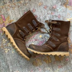 Sorel combat boots